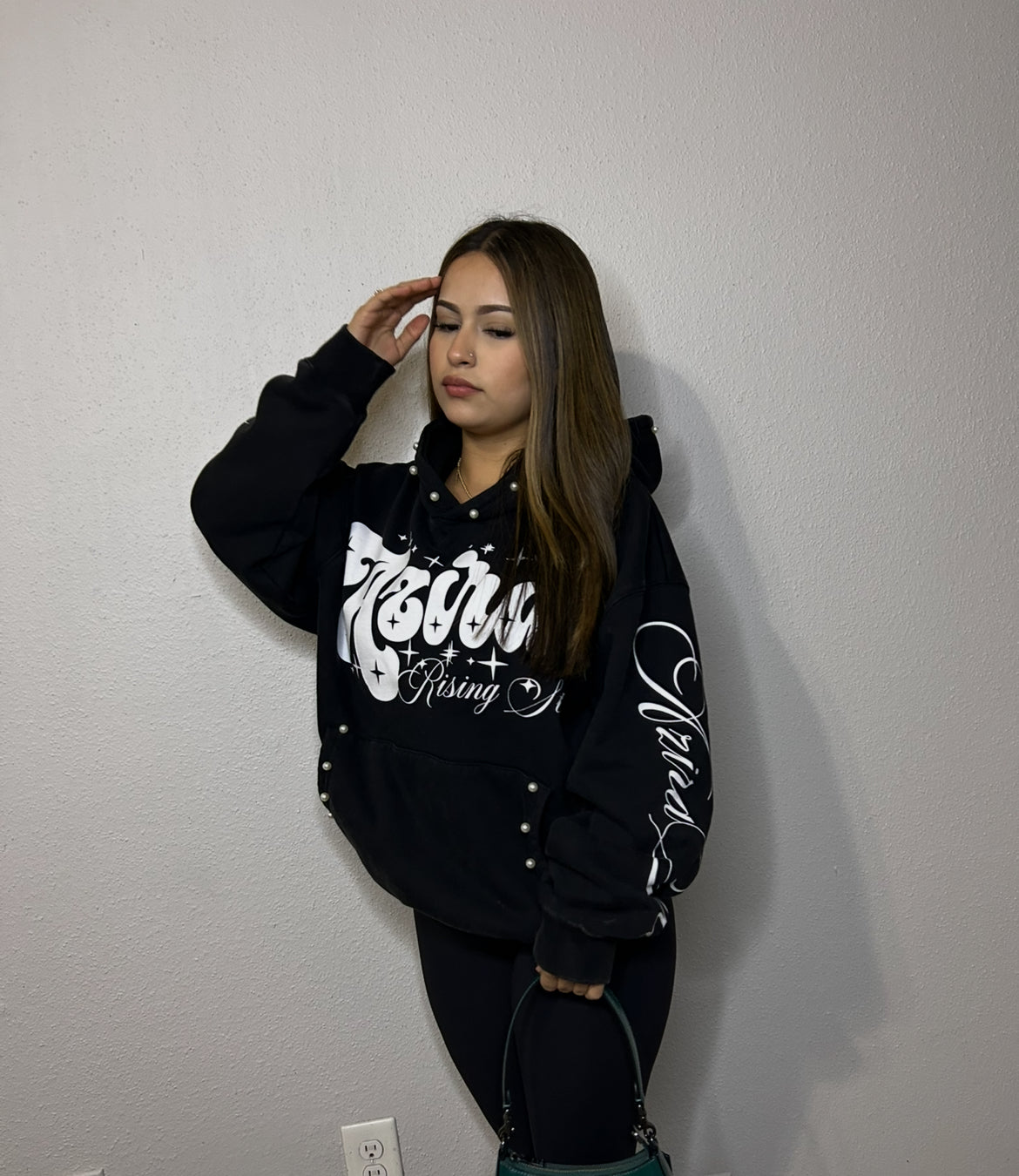 Azira style (Hoodie)